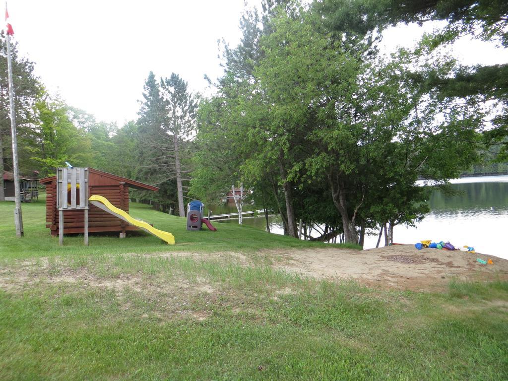 Bondi Village Cottage Resort Lake of Bays Zewnętrze zdjęcie