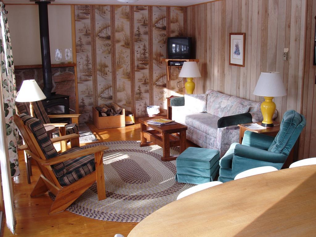 Bondi Village Cottage Resort Lake of Bays Zewnętrze zdjęcie